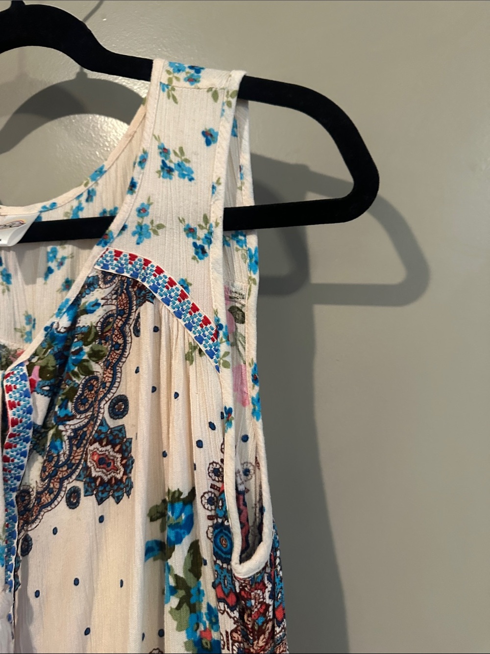 Bila Cream Tank with Blue and Red Floral Print - Picture 7 of 11